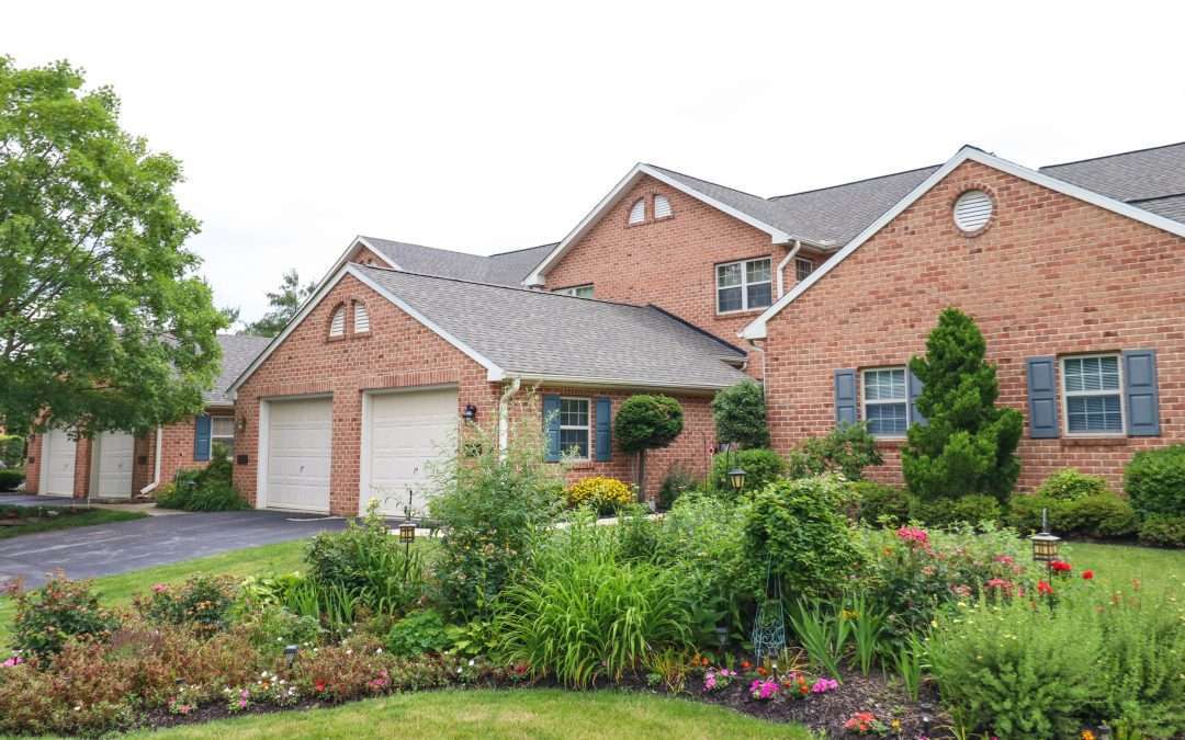 HOA Properties and Roofing Tips