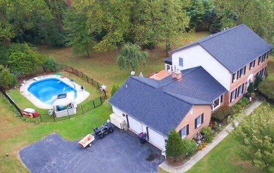 CertainTeedLandmark®CharcoalBlackShingles