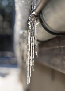 winter-ice-gutters.png